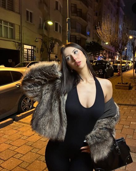 Escort Pelin
